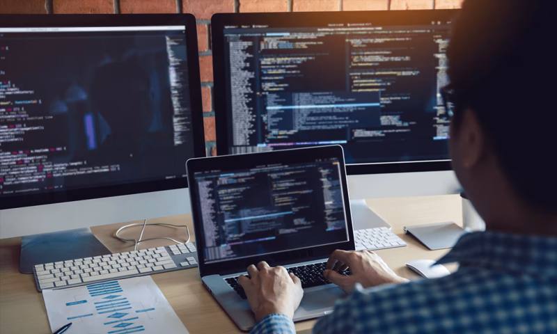 数据科学选型：R与Python如何赋能府谷县网站建设？